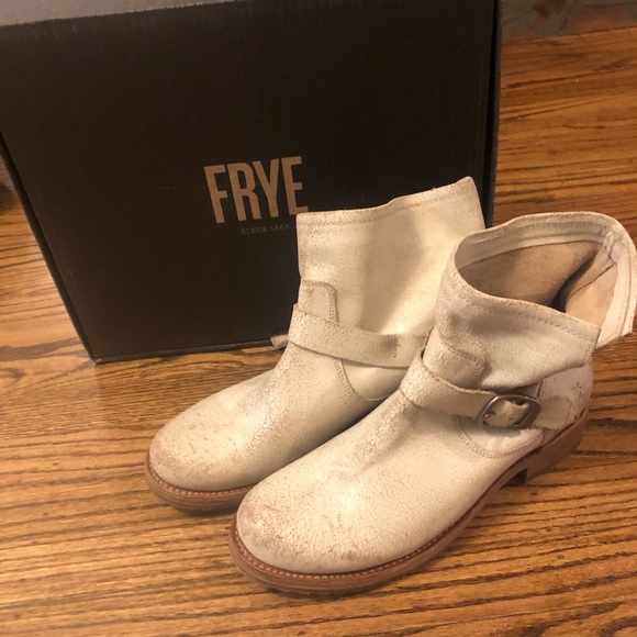 frye veronica bootie tan